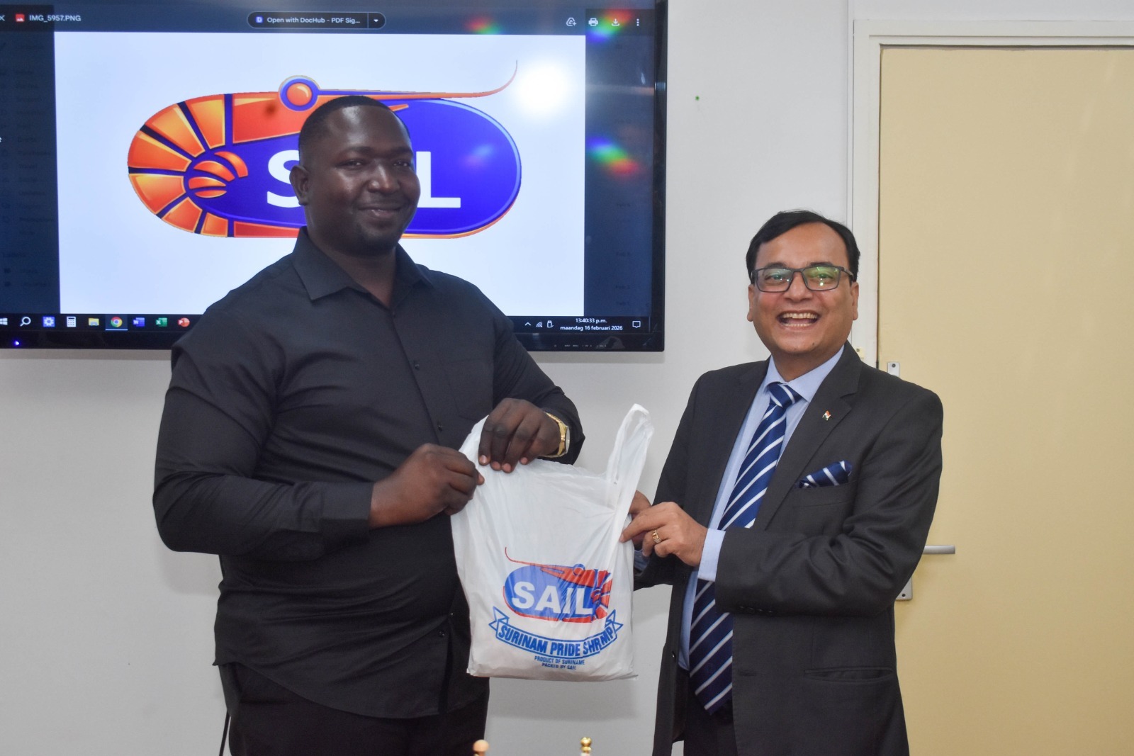 Bezoek Indiase Ambassadeur aan SAIL – Versterking van capaciteiten en samenwerking 🤝🇸🇷🇮🇳
